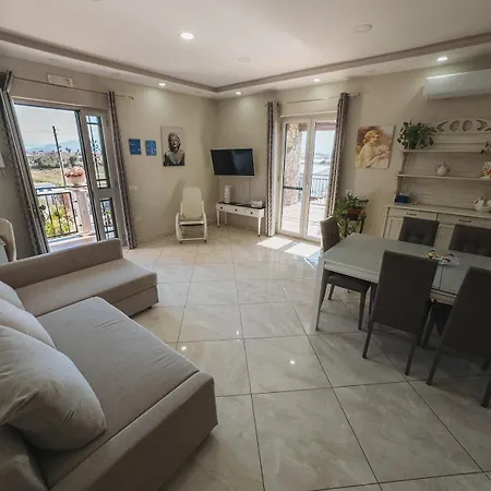 Aurelia Apartment