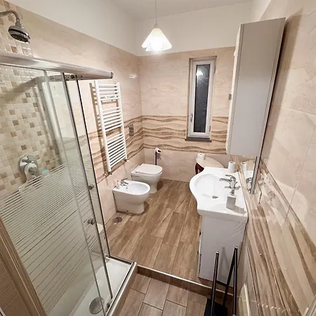 Aurelia Apartment