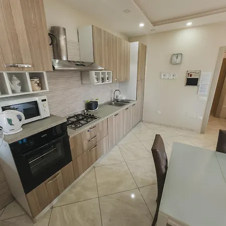 Aurelia Apartment